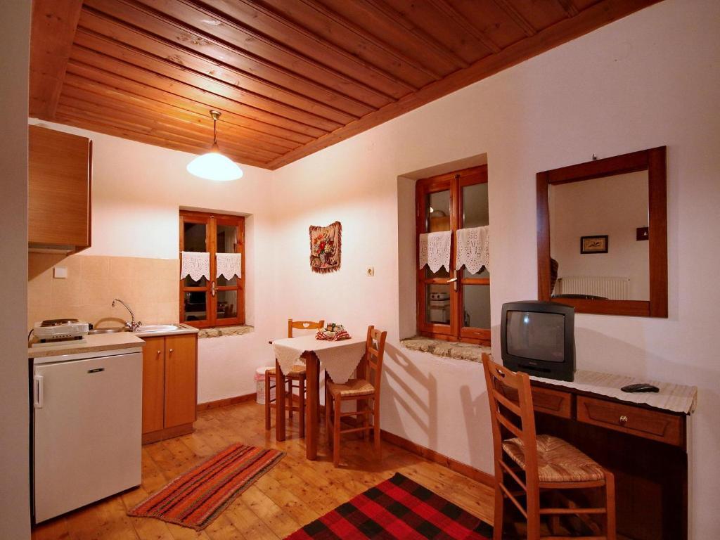 Andrea Sofi Guesthouse Діміцана Екстер'єр фото