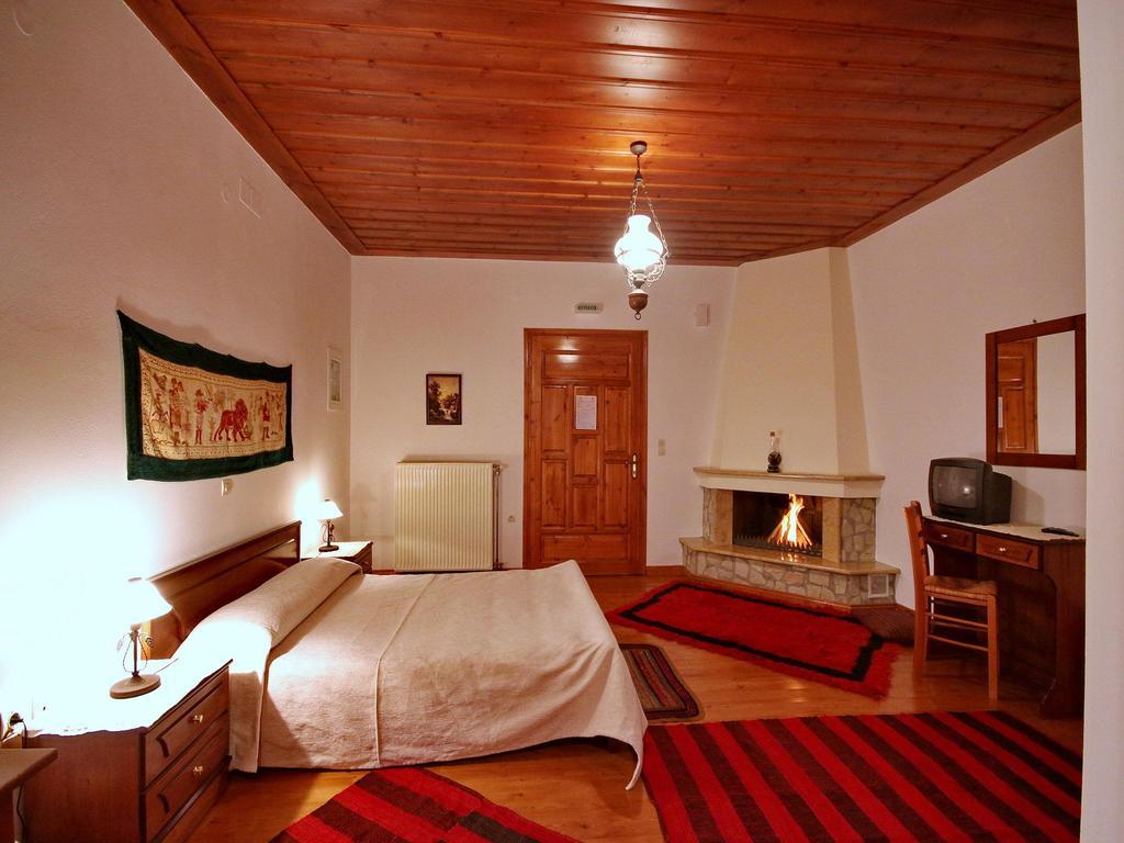 Andrea Sofi Guesthouse Діміцана Екстер'єр фото